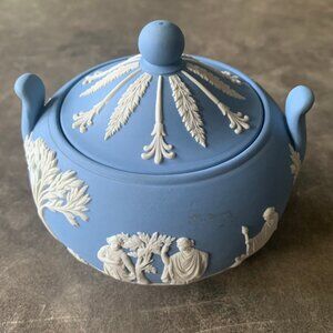 Vintage Wedgewood Lidded Dish Circa 1970's